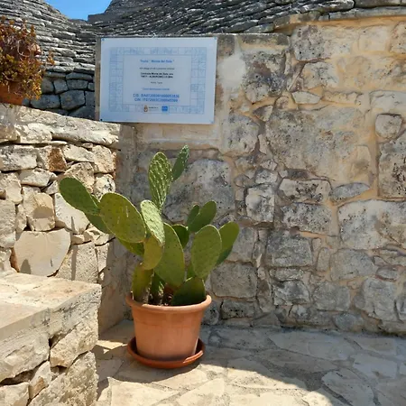Trullo Monte Del Sale Country house